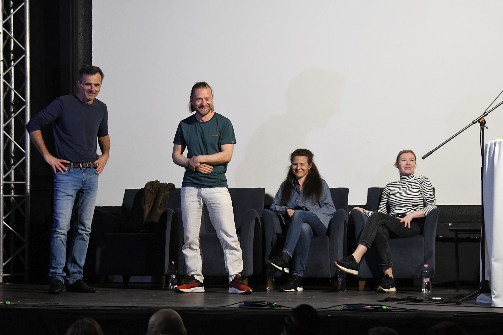 Az Alba Bástyát támogatták a hétfői Ugorj be most! est bevételével